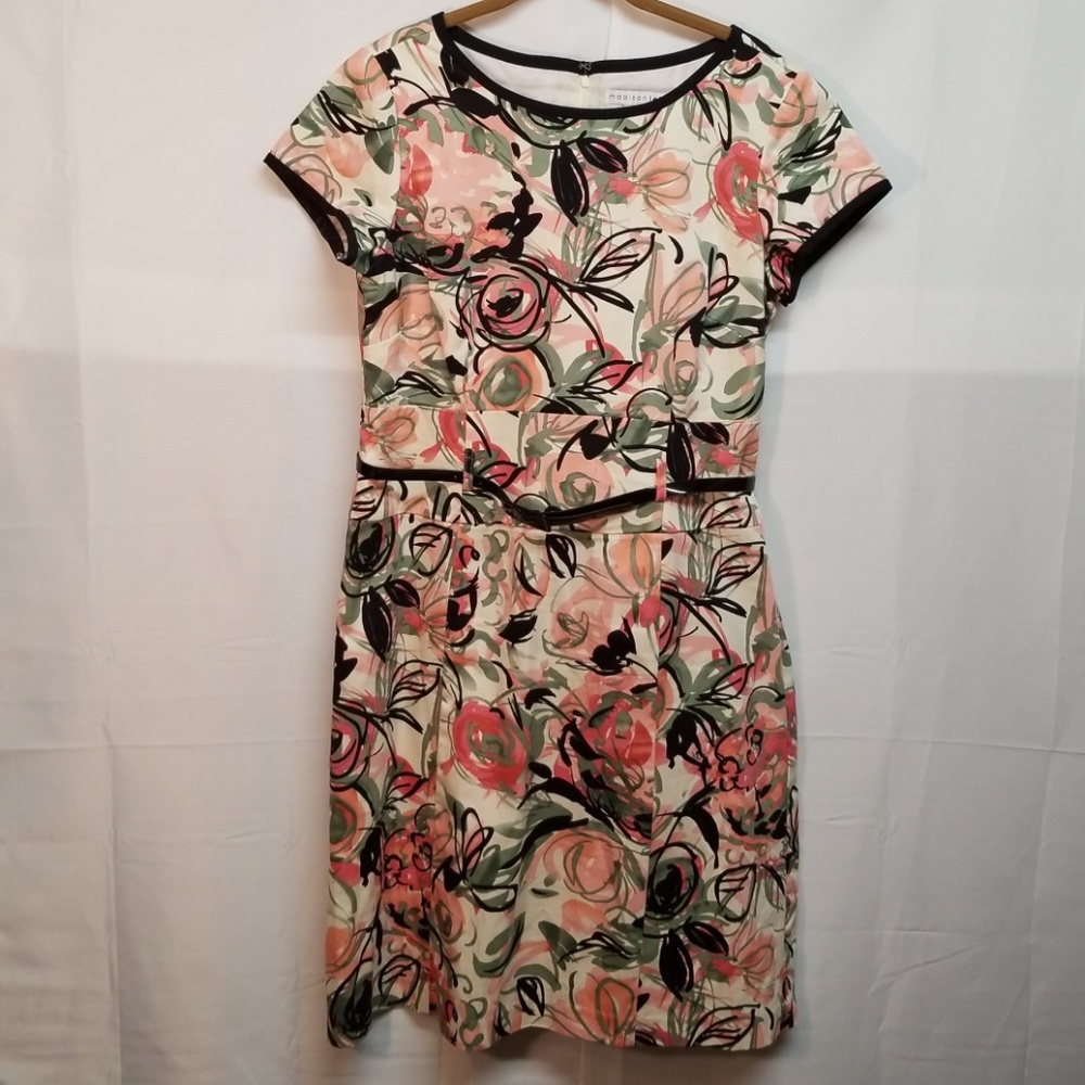 Madison Leigh Belted Dress Sz 12